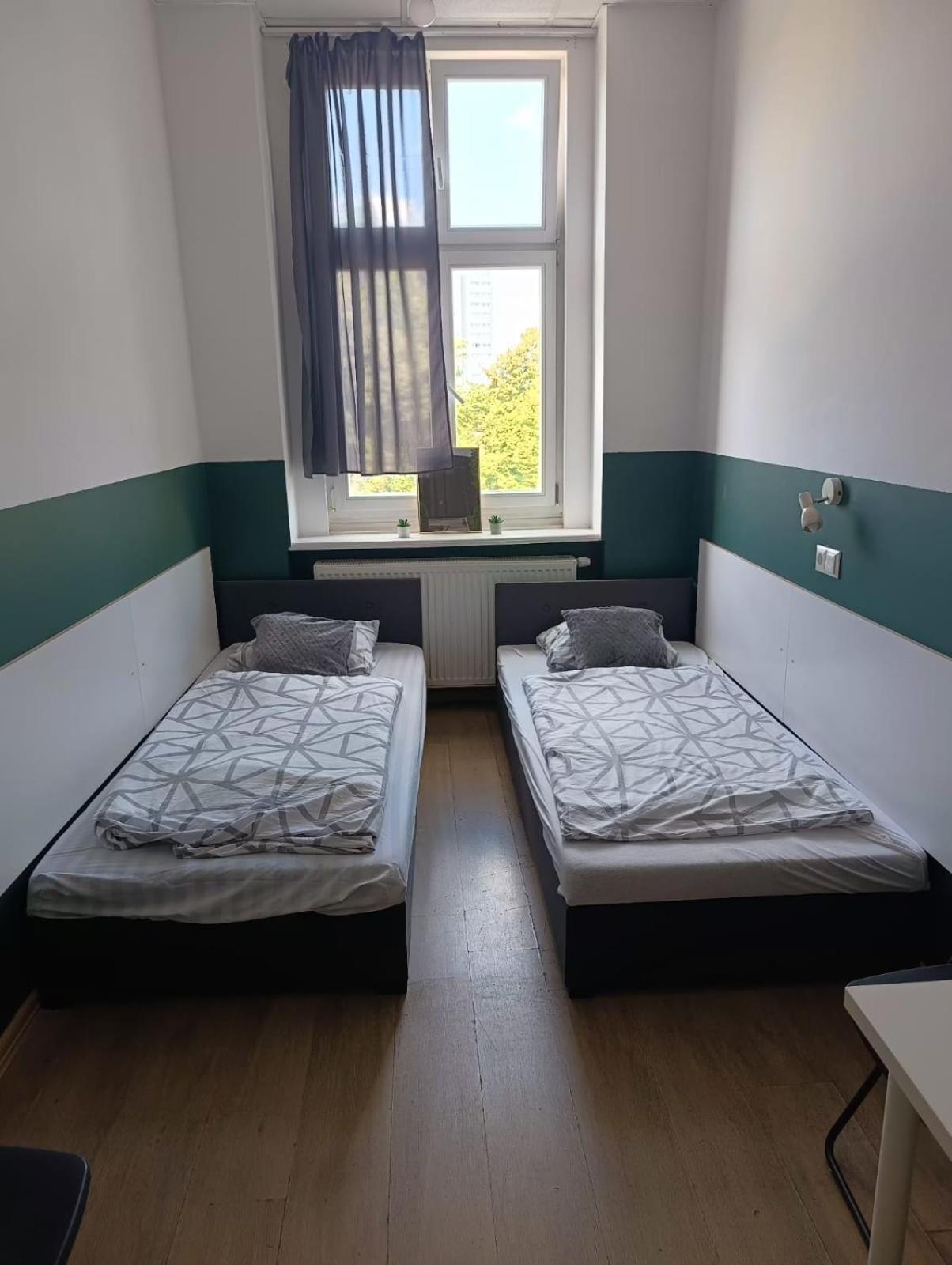 Mickiewicza Hostel Katowice Exterior foto